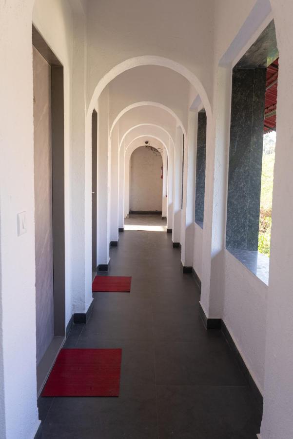 Girivihar Holiday Club - Pure Veg Lonavala Extérieur photo