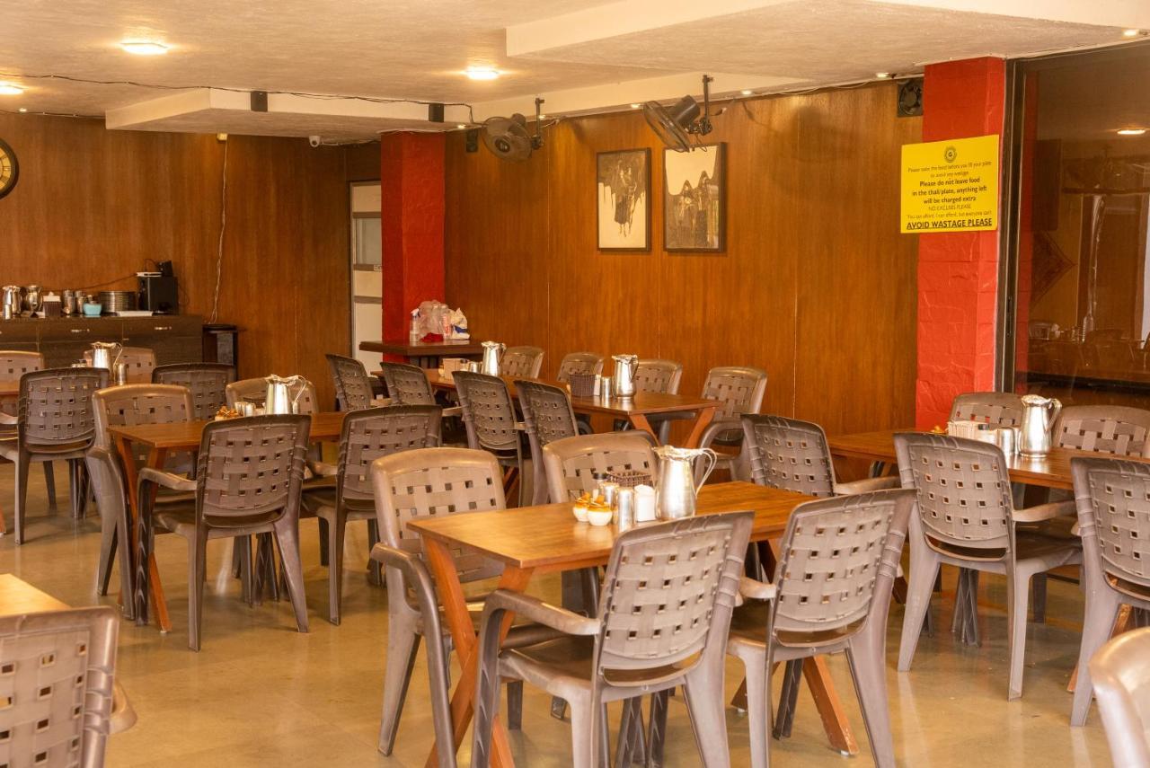 Girivihar Holiday Club - Pure Veg Lonavala Extérieur photo