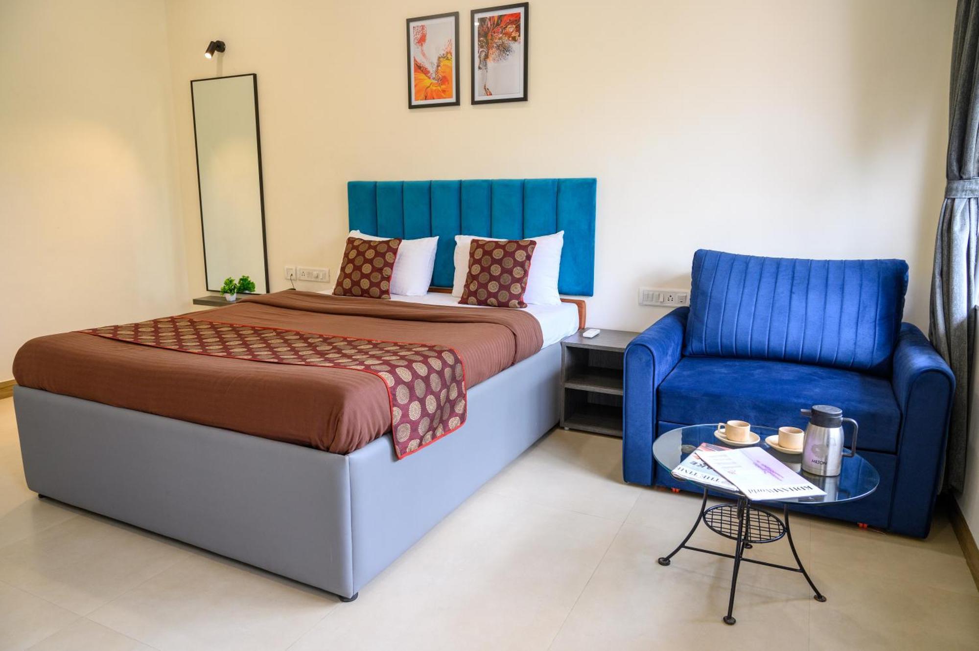 Girivihar Holiday Club - Pure Veg Lonavala Extérieur photo