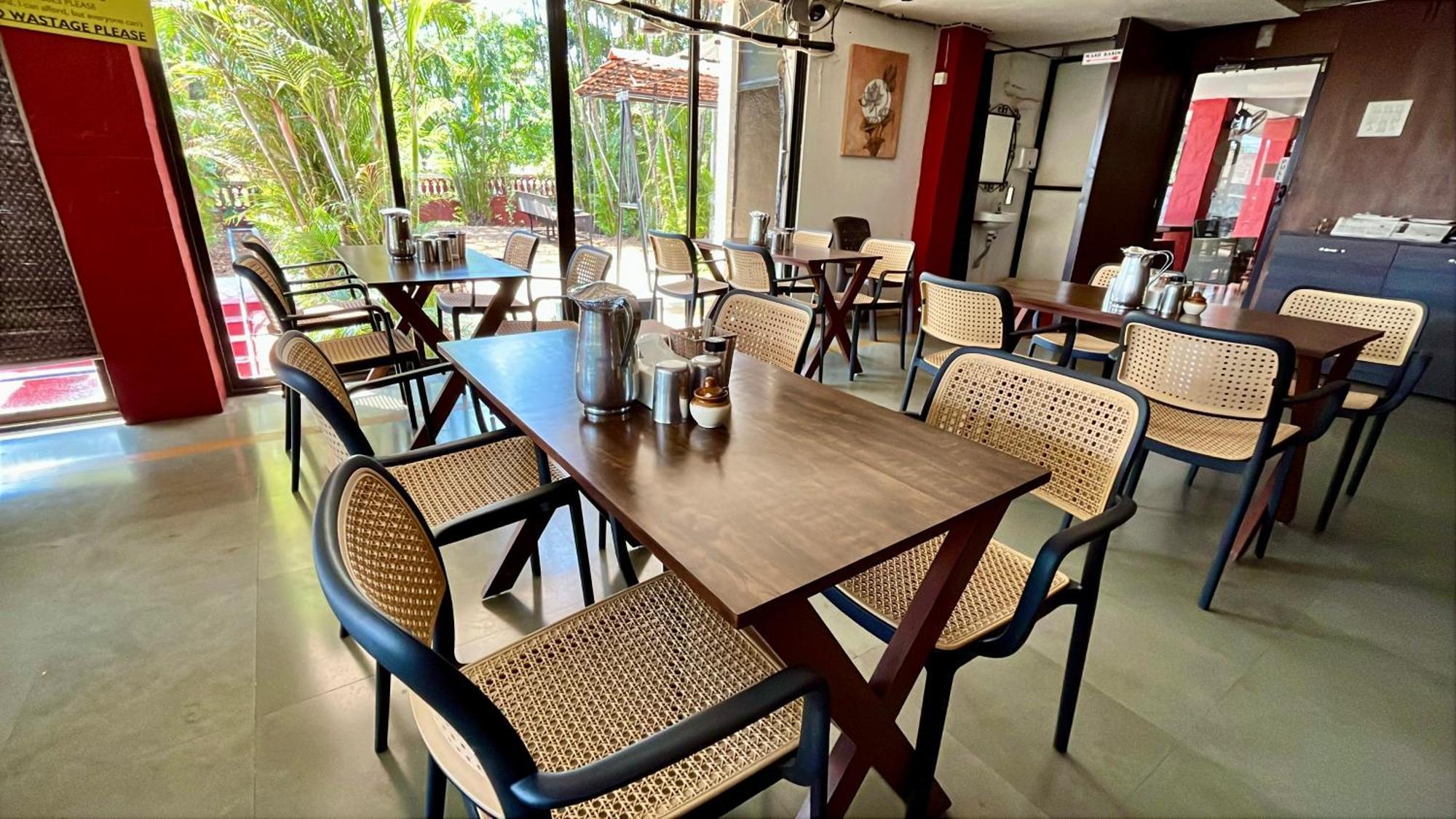 Girivihar Holiday Club - Pure Veg Lonavala Extérieur photo