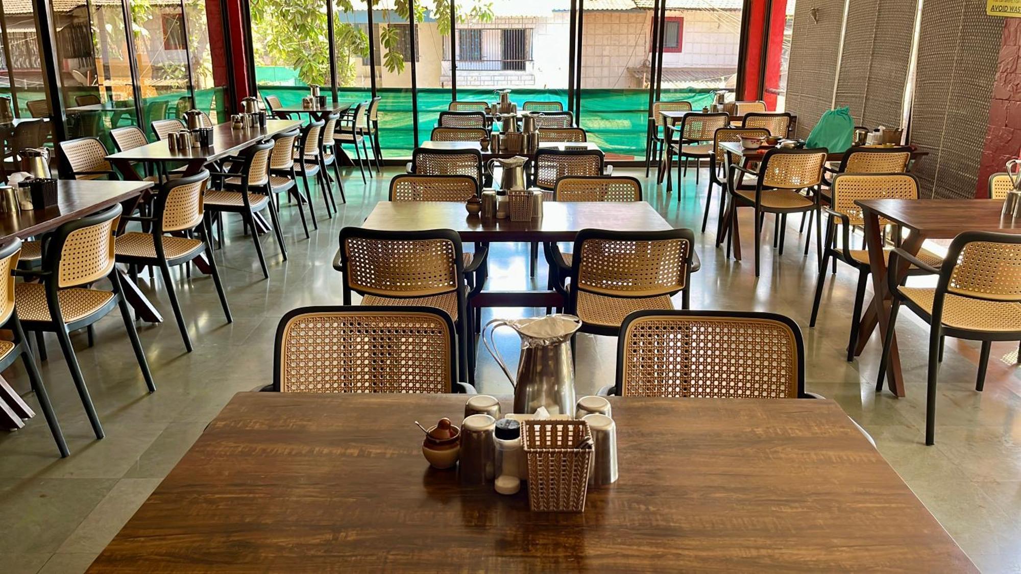Girivihar Holiday Club - Pure Veg Lonavala Extérieur photo