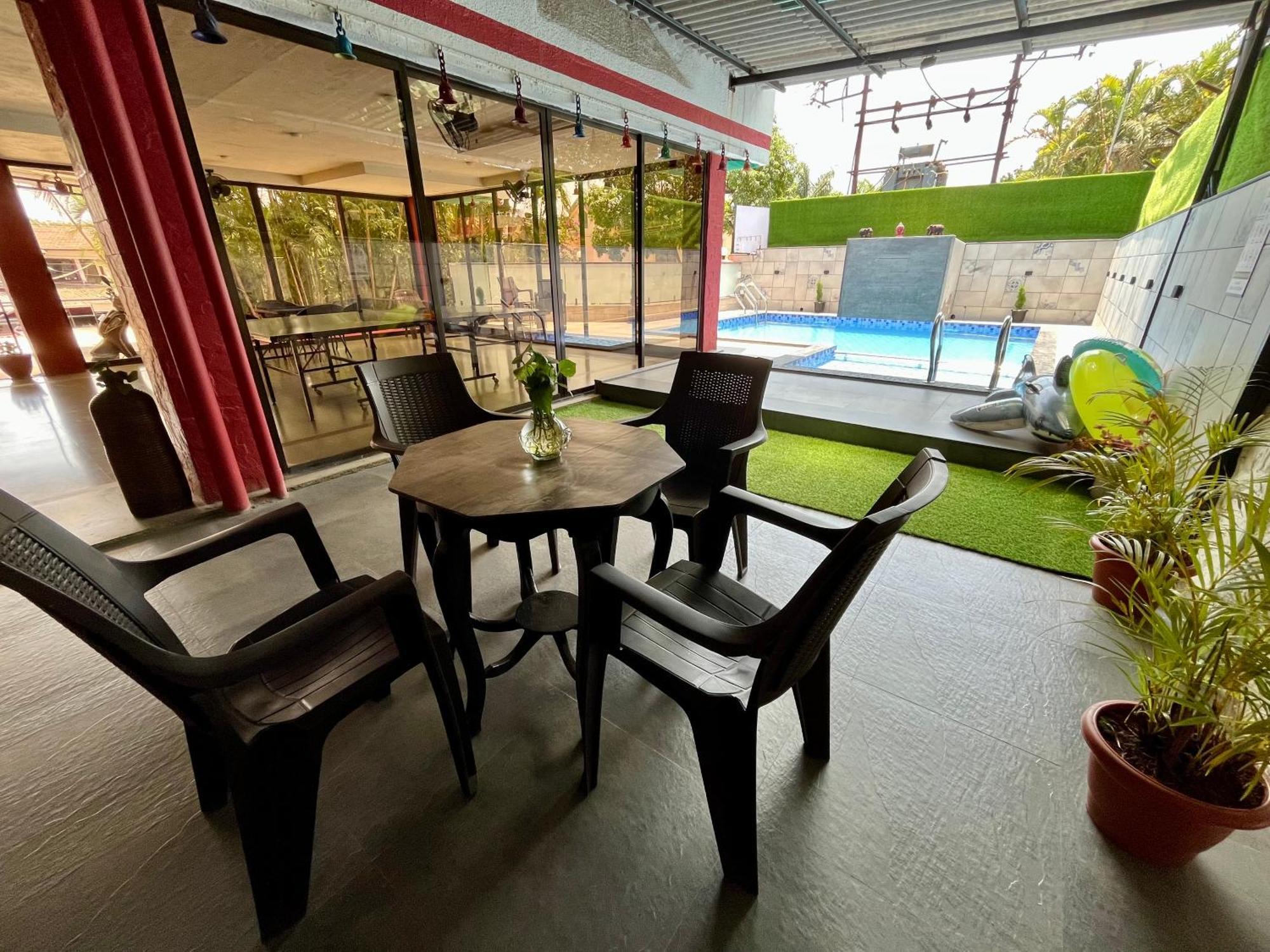 Girivihar Holiday Club - Pure Veg Lonavala Extérieur photo