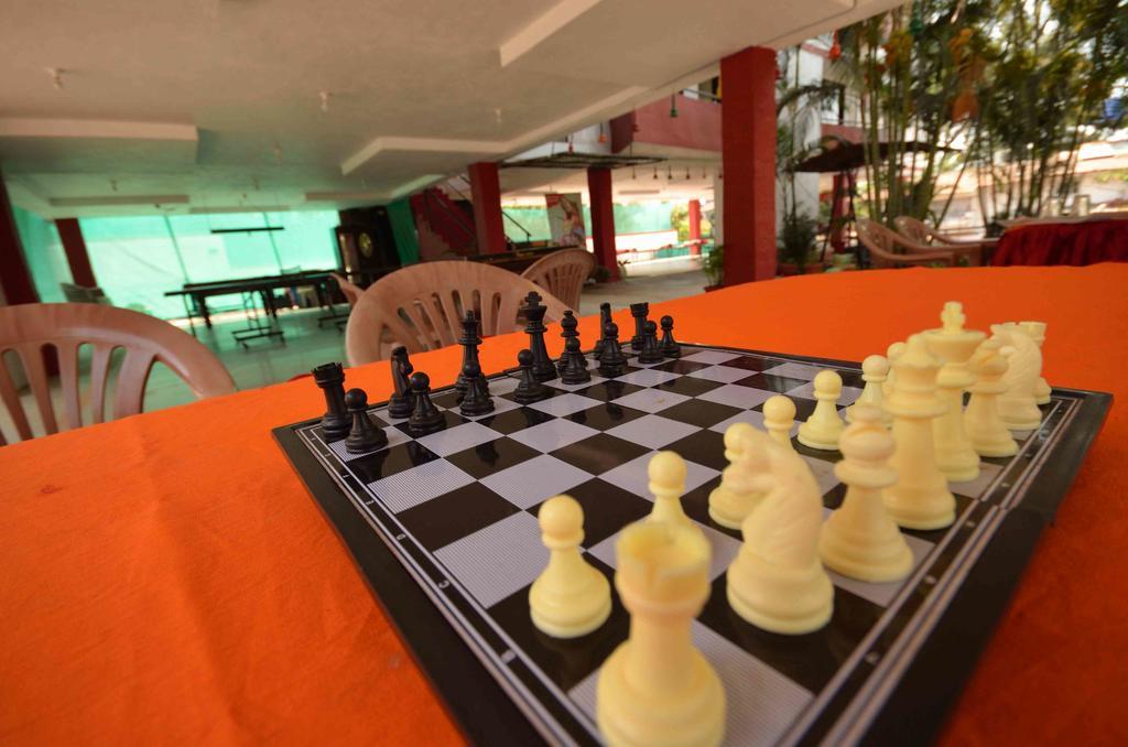 Girivihar Holiday Club - Pure Veg Lonavala Extérieur photo